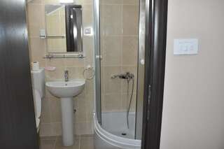 Апарт-отели Aparthotel Koliba Никшич Апартаменты с 2 спальнями-6